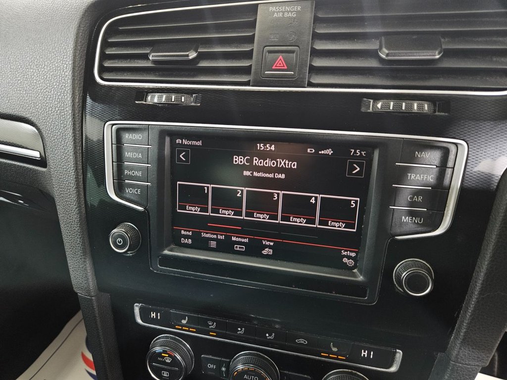 Used Volkswagen Golf 2015 for sale - 76934566: Photo 32