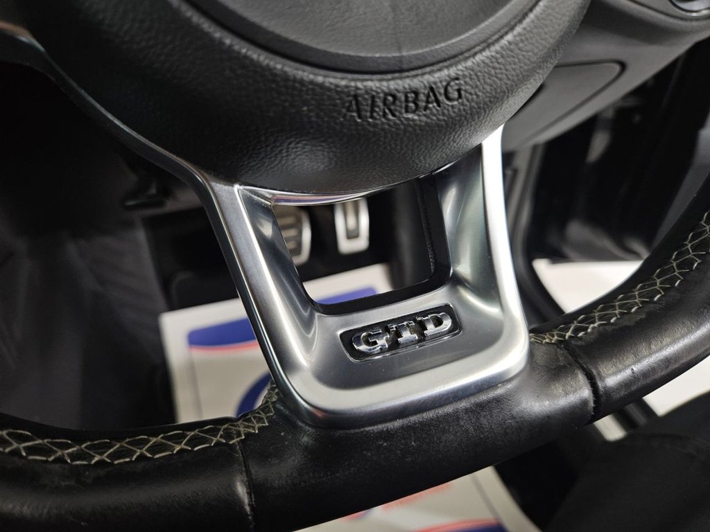 Used Volkswagen Golf 2015 for sale - 76934566: Photo 41