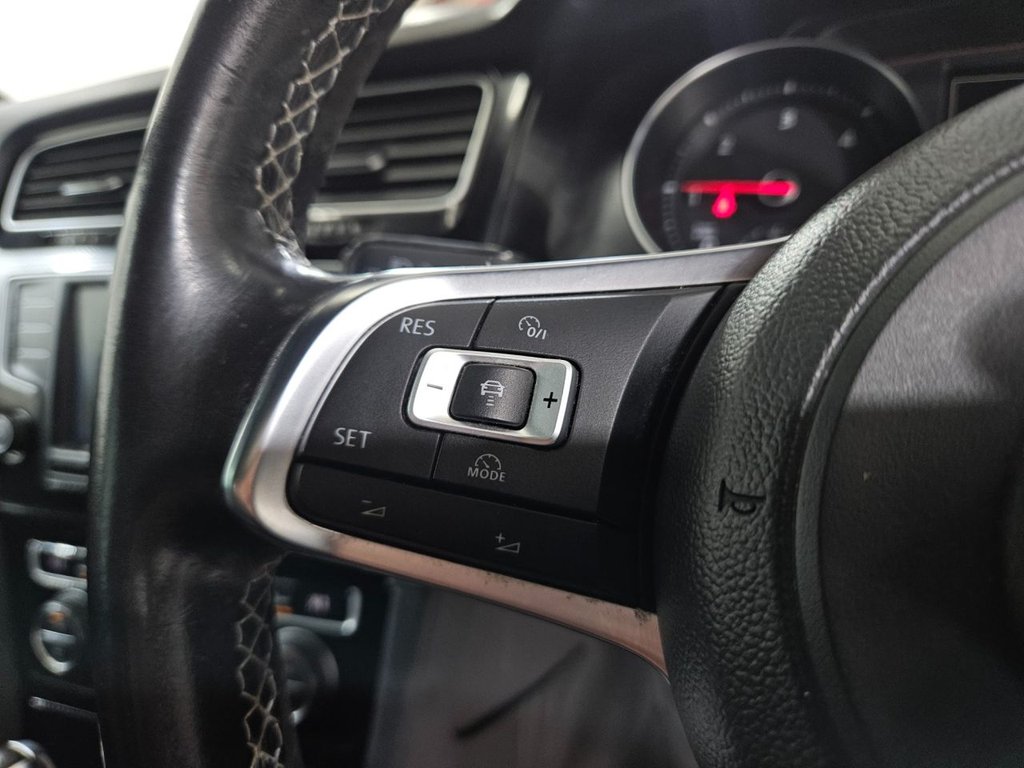 Used Volkswagen Golf 2015 for sale - 76934566: Photo 42