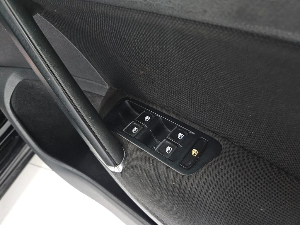 Used Volkswagen Golf 2015 for sale - 76934566: Photo 48