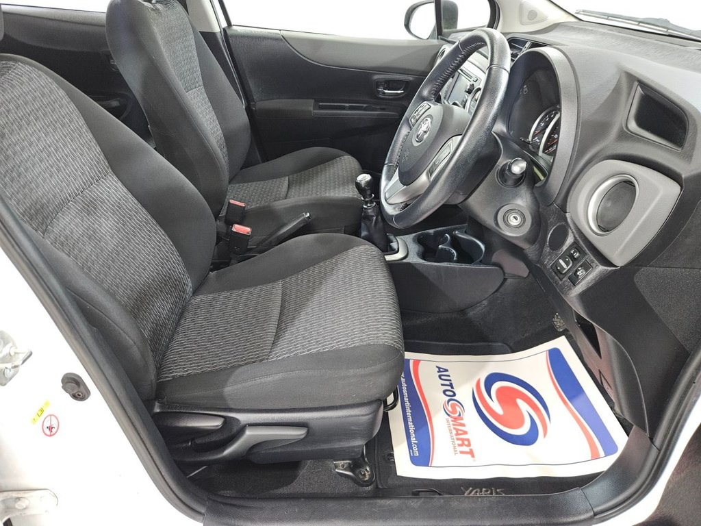 Used Toyota Yaris 2013 for sale - 77026870: Photo 27