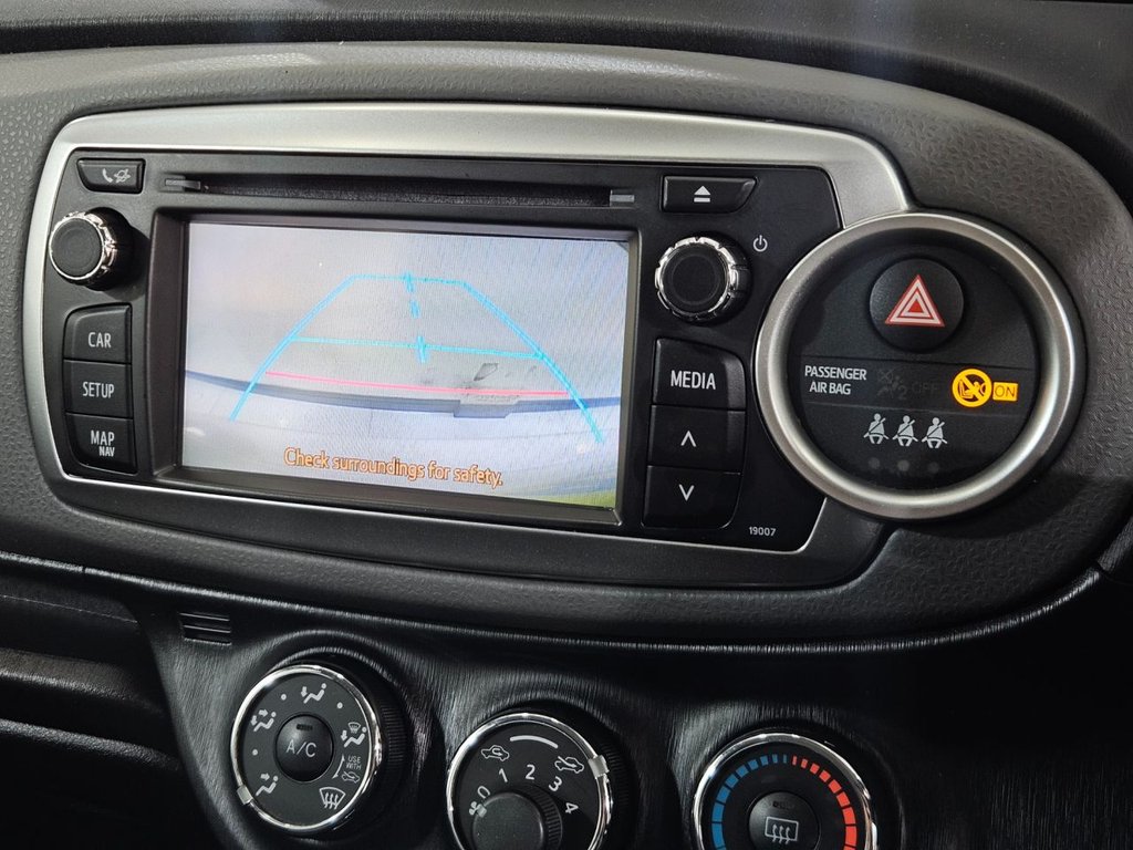 Used Toyota Yaris 2013 for sale - 77026870: Photo 37