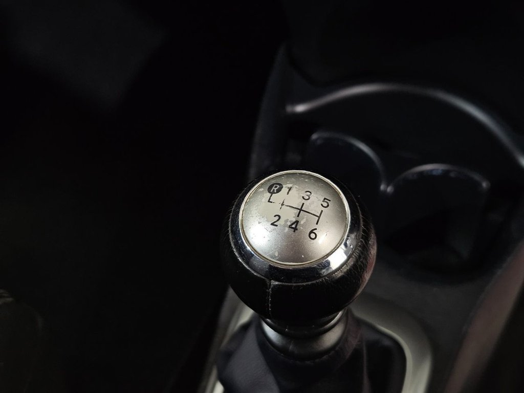 Used Toyota Yaris 2013 for sale - 77026870: Photo 40