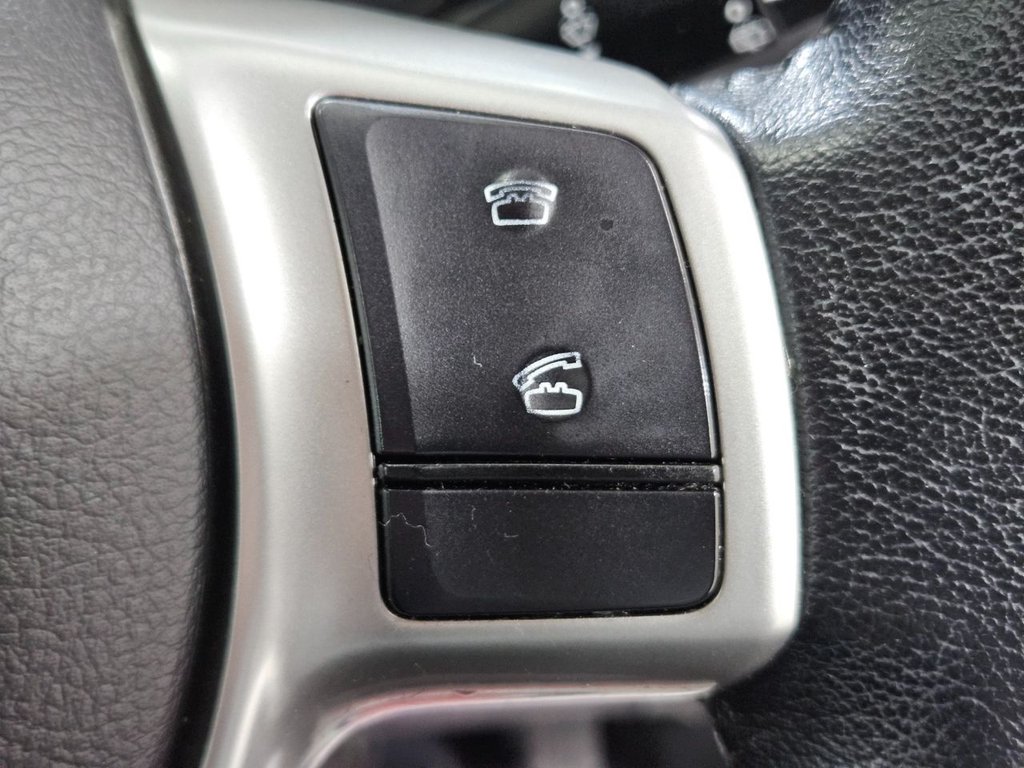 Used Toyota Yaris 2013 for sale - 77026870: Photo 44