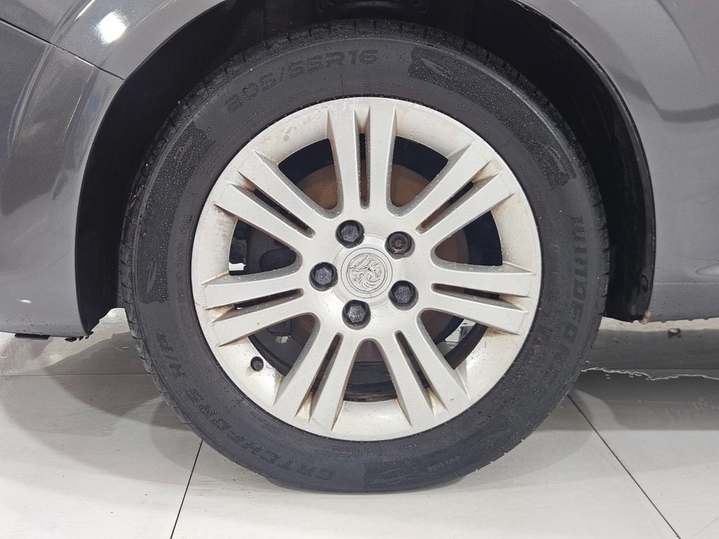 Used Vauxhall Zafira 2012 for sale - 76323641: Photo 17