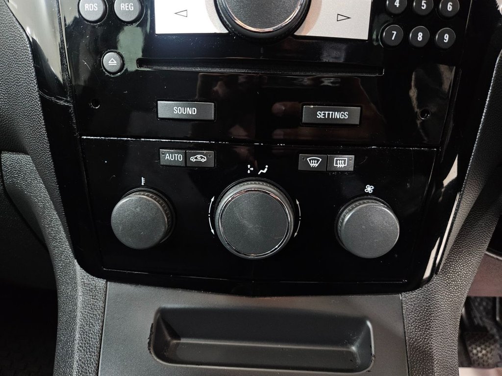 Used Vauxhall Zafira 2012 for sale - 76323641: Photo 42
