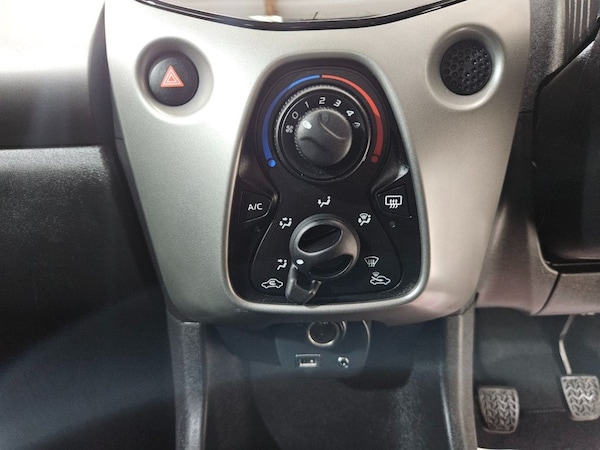 Used Citroen C1 2015 for sale - 76323387: Photo 41