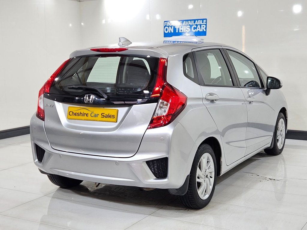 Used Honda Jazz 2017 for sale - 77905402: Photo 12