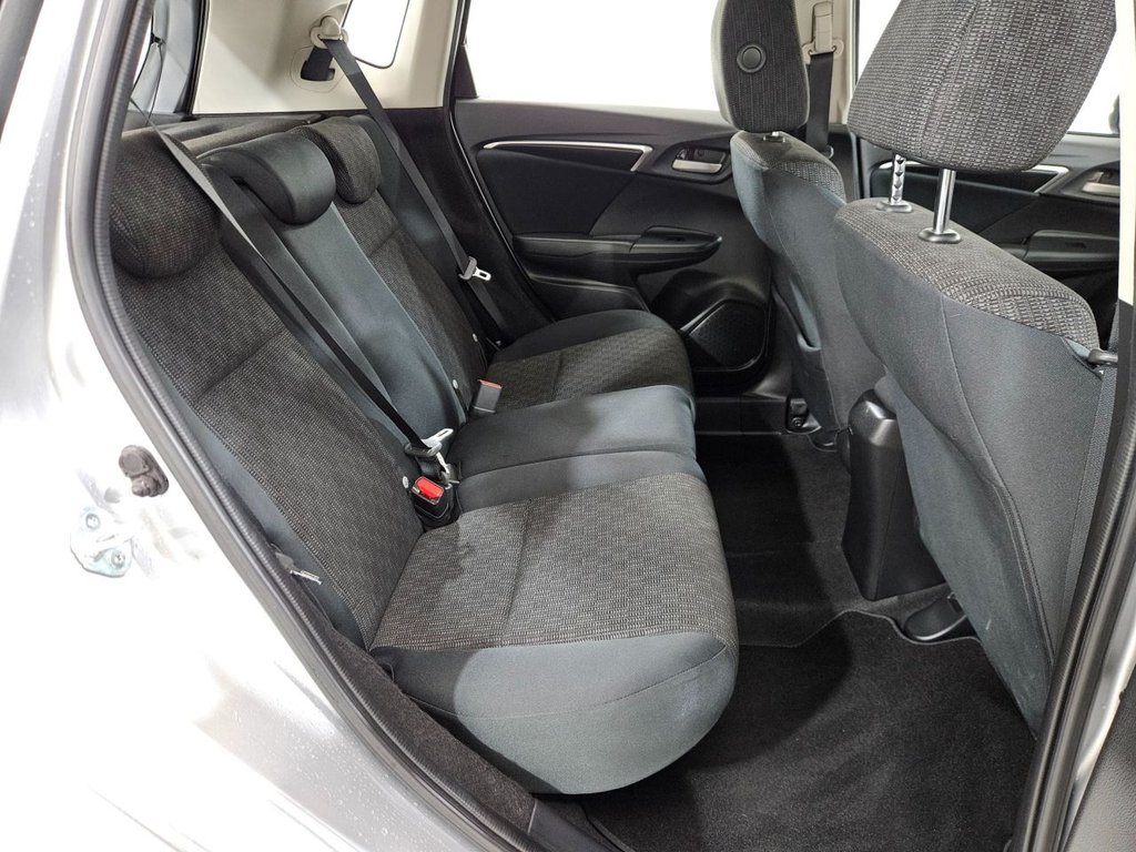 Used Honda Jazz 2017 for sale - 77905402: Photo 29