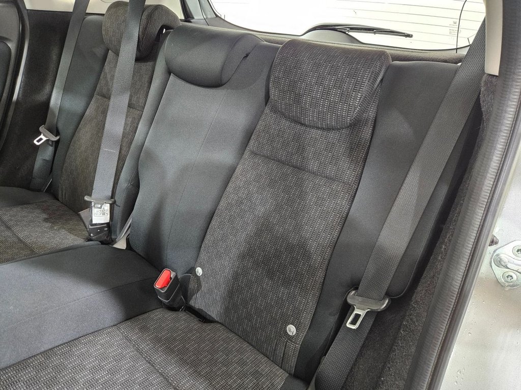 Used Honda Jazz 2017 for sale - 77905402: Photo 32