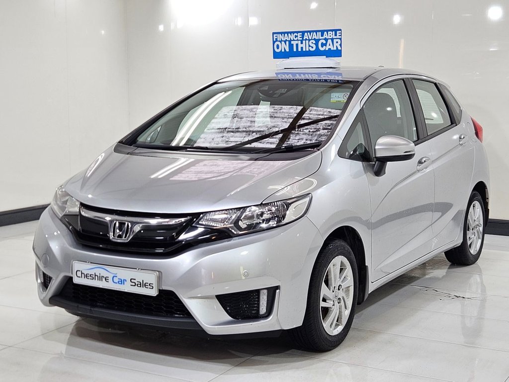 Used Honda Jazz 2017 for sale - 77905402: Photo 8