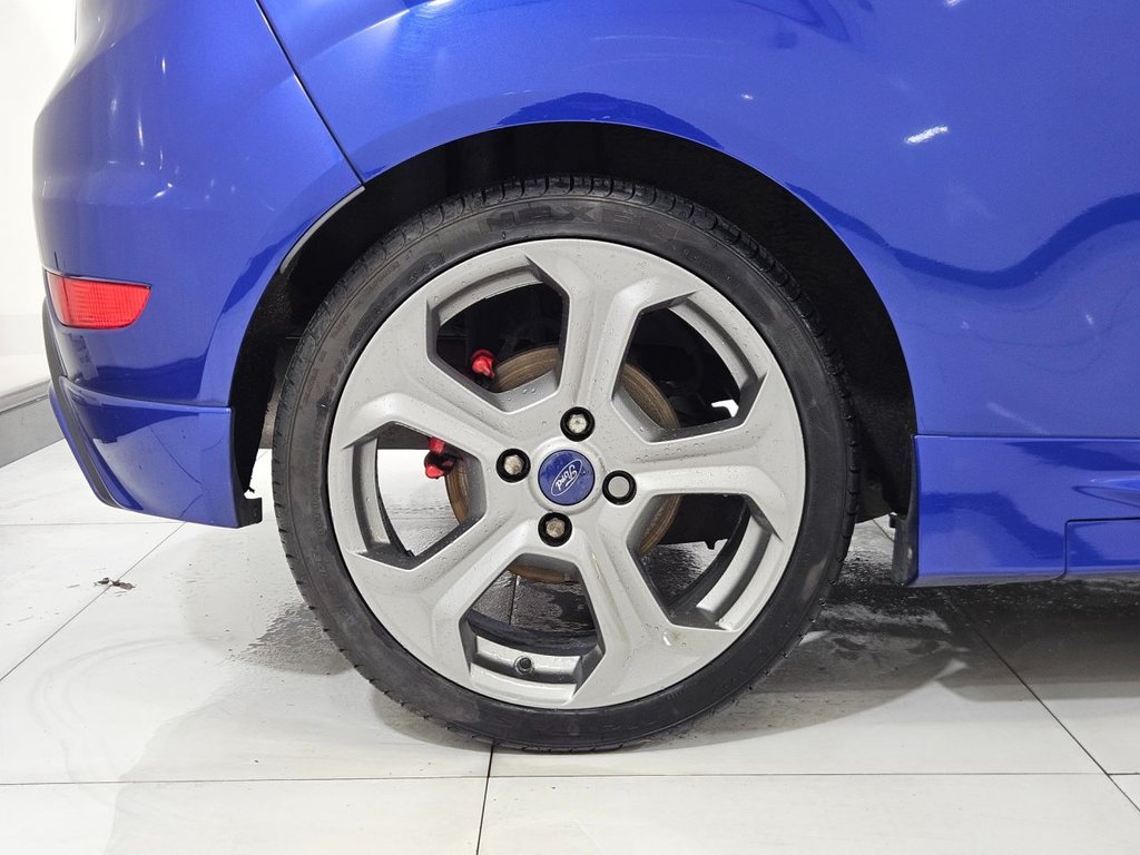 Used Ford Fiesta 2015 for sale - 76986325: Photo 16