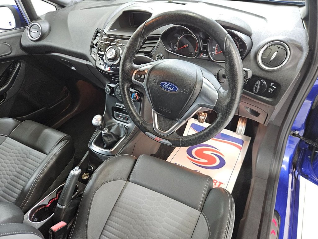 Used Ford Fiesta 2015 for sale - 76986325: Photo 17