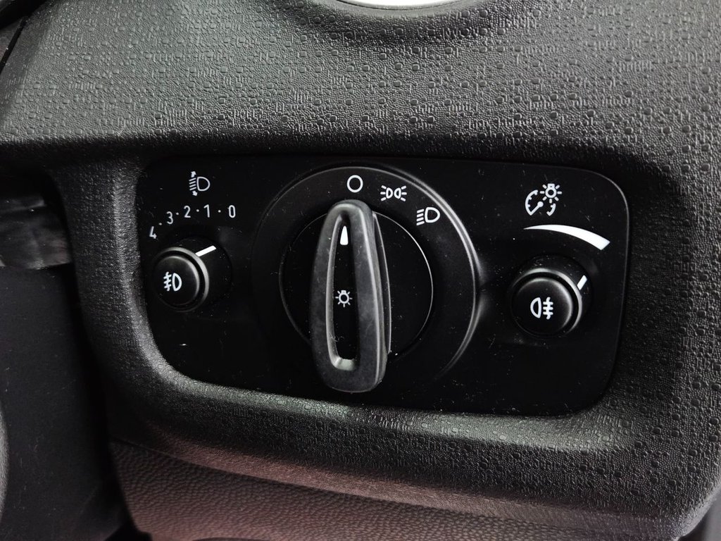 Used Ford Fiesta 2015 for sale - 76986325: Photo 27