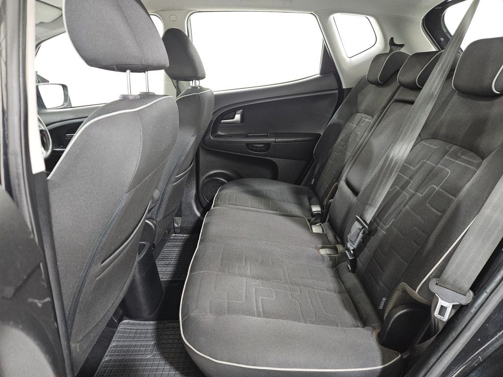 Used Kia Venga 2013 for sale - 77110837: Photo 28