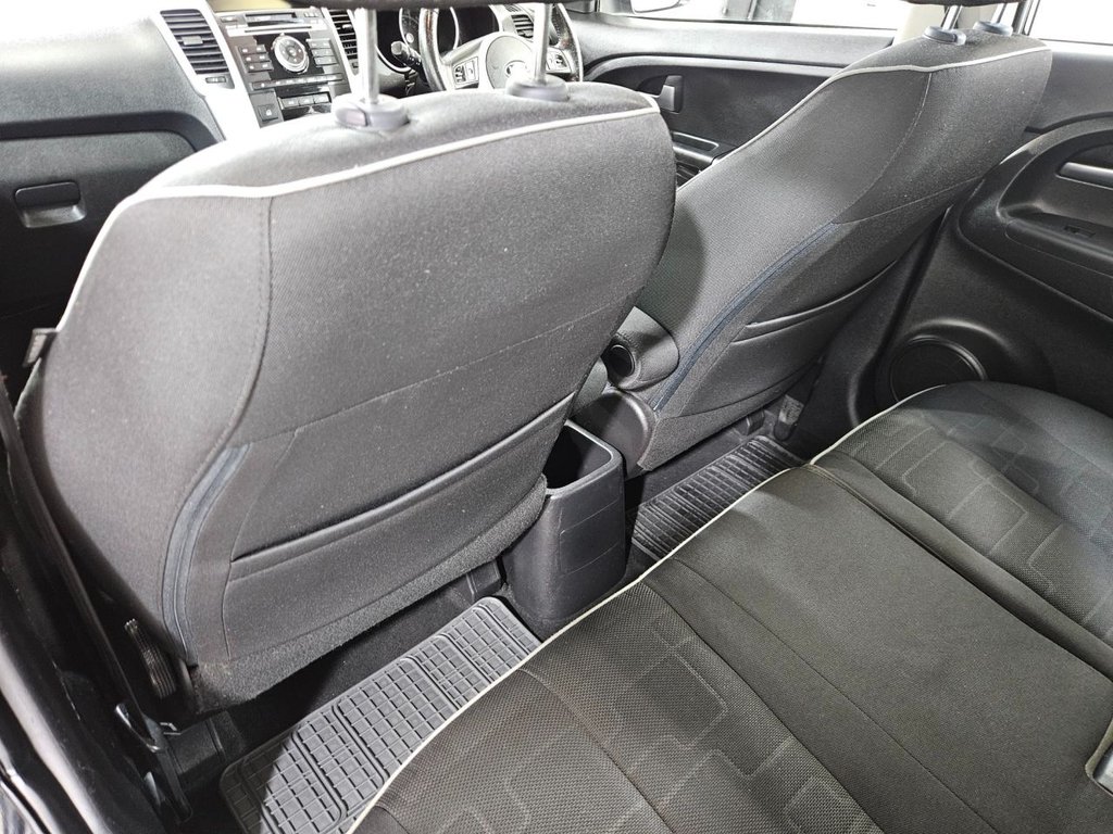 Used Kia Venga 2013 for sale - 77110837: Photo 32