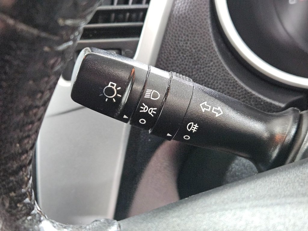 Used Kia Venga 2013 for sale - 77110837: Photo 40