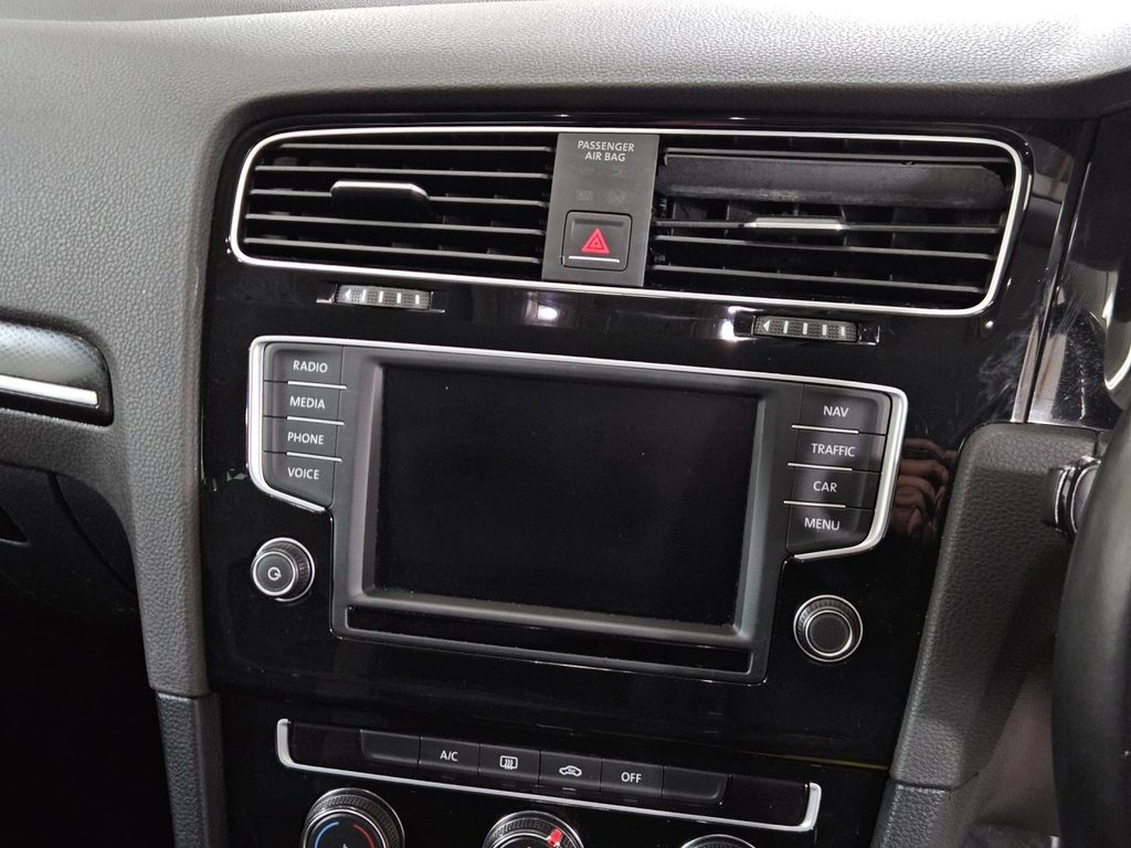 Used Volkswagen Golf 2015 for sale - 77572204: Photo 43