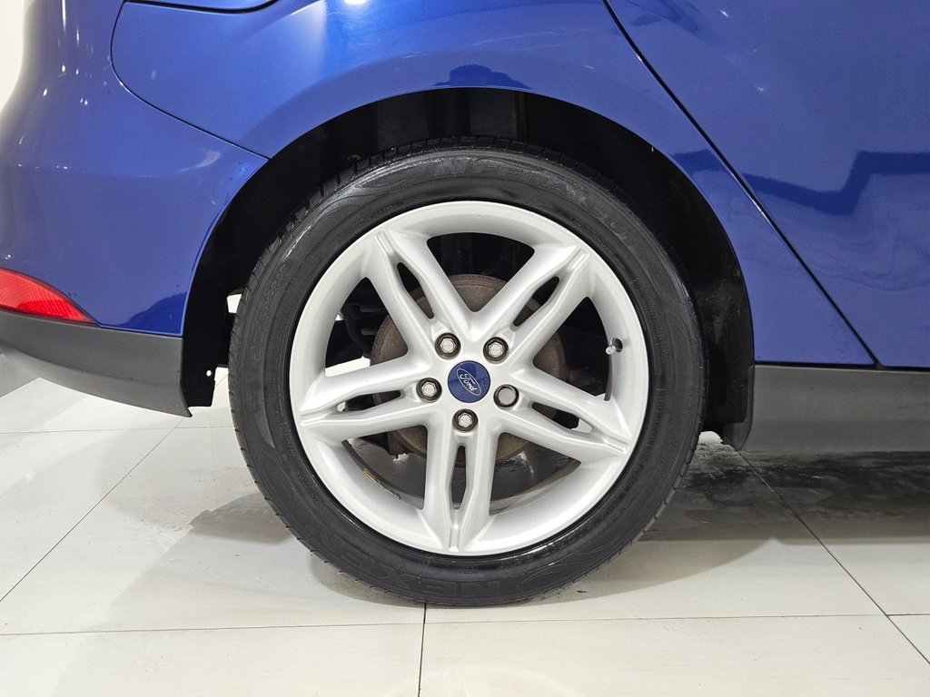 Used Ford Focus 2015 for sale - 76323653: Photo 15