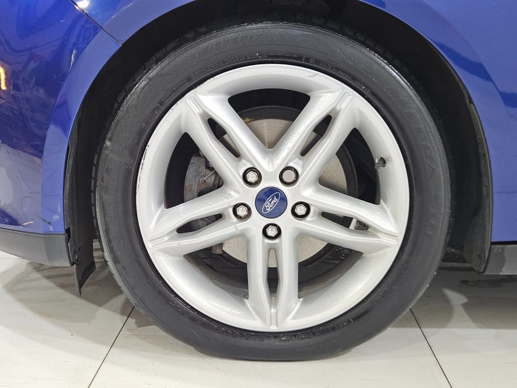 Used Ford Focus 2015 for sale - 76323653: Photo 16