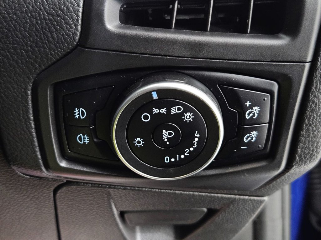 Used Ford Focus 2015 for sale - 76323653: Photo 34