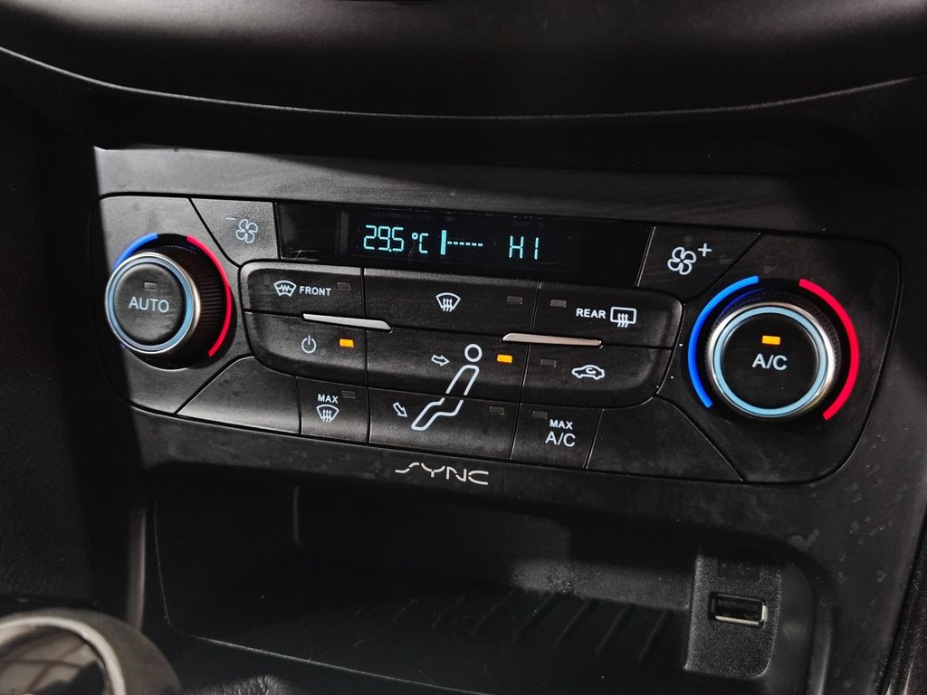 Used Ford Focus 2015 for sale - 76323653: Photo 44