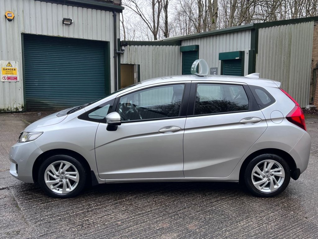 Used Honda Jazz 2017 for sale - 77507786: Photo 11