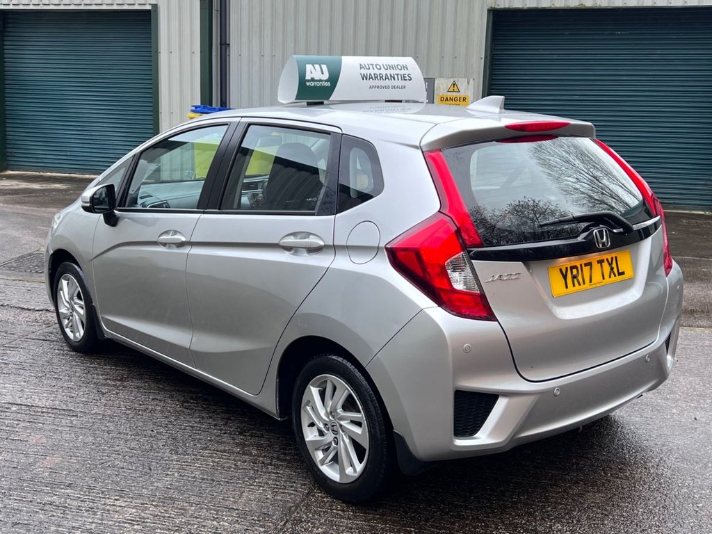 Used Honda Jazz 2017 for sale - 77507786: Photo 8