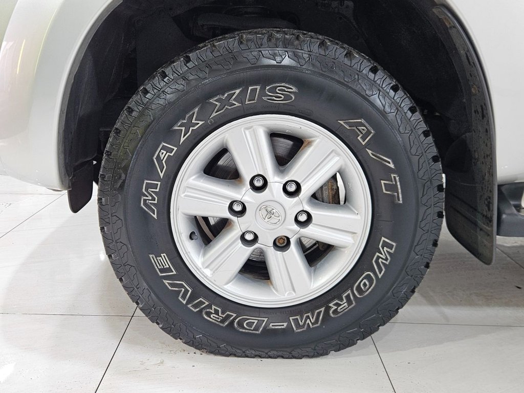 Used Toyota Hilux 2012 for sale - 77594363: Photo 20