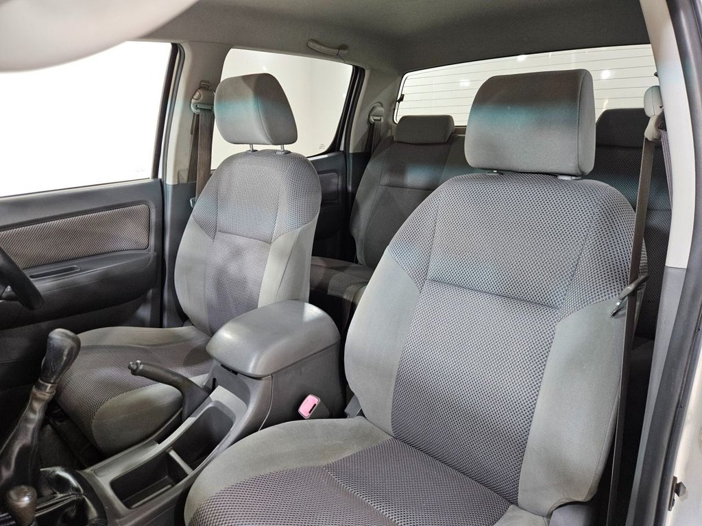 Used Toyota Hilux 2012 for sale - 77594363: Photo 31