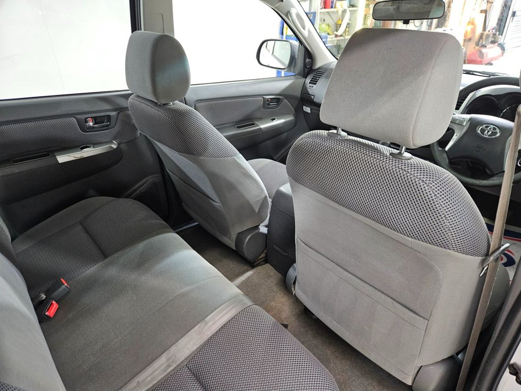 Used Toyota Hilux 2012 for sale - 77594363: Photo 32