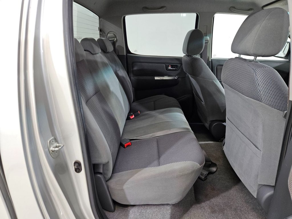 Used Toyota Hilux 2012 for sale - 77594363: Photo 33
