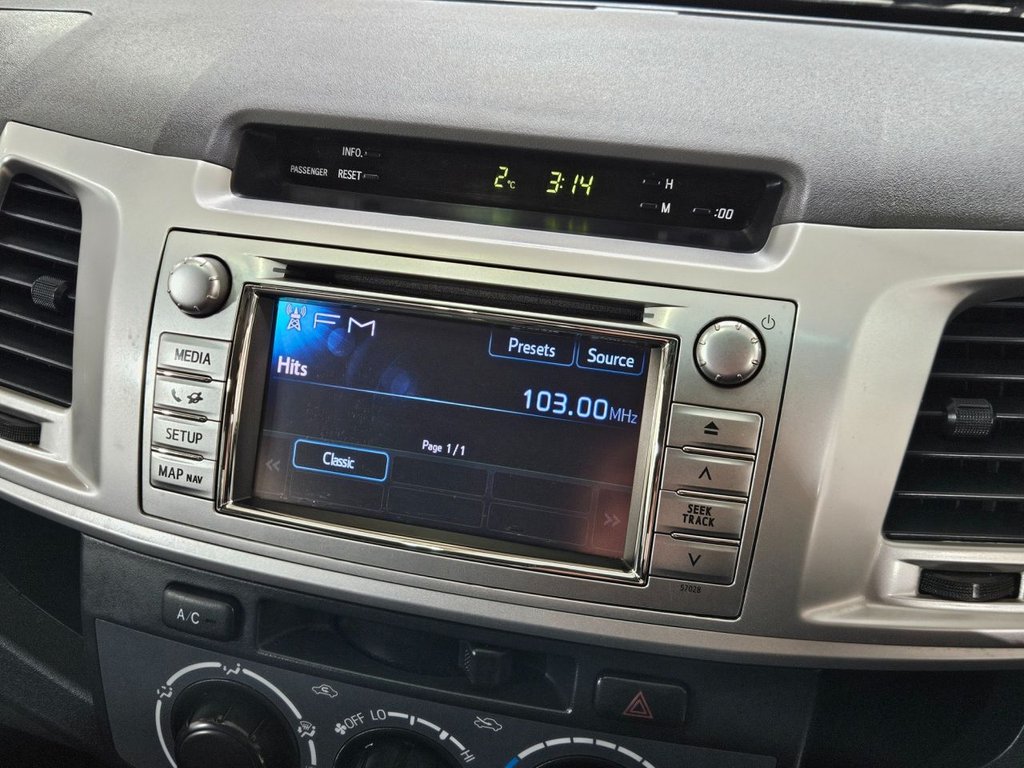 Used Toyota Hilux 2012 for sale - 77594363: Photo 43