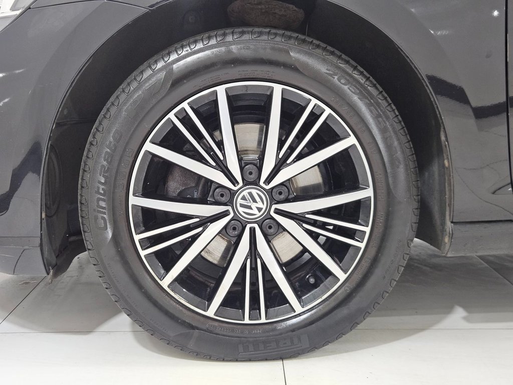 Used Volkswagen Golf 2017 for sale - 76698764: Photo 17