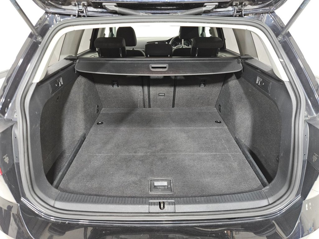 Used Volkswagen Golf 2017 for sale - 76698764: Photo 19