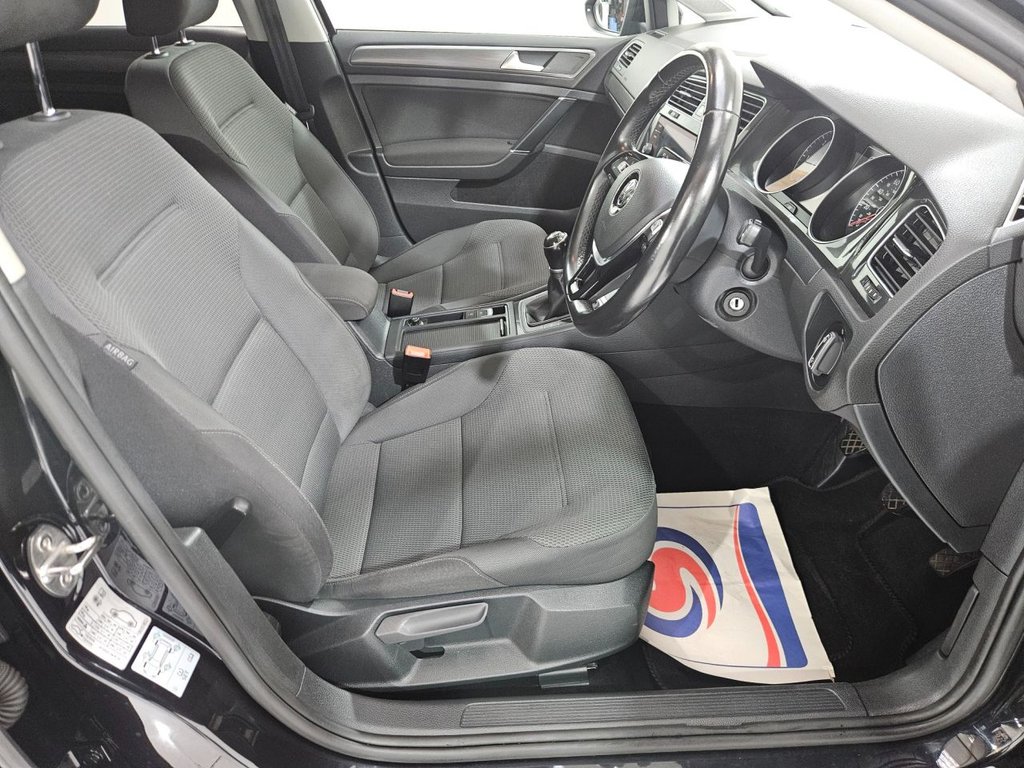 Used Volkswagen Golf 2017 for sale - 76698764: Photo 25