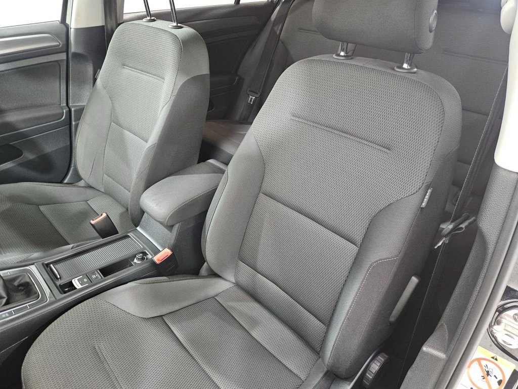 Used Volkswagen Golf 2017 for sale - 76698764: Photo 29