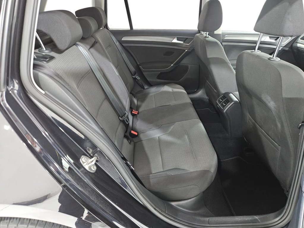 Used Volkswagen Golf 2017 for sale - 76698764: Photo 31