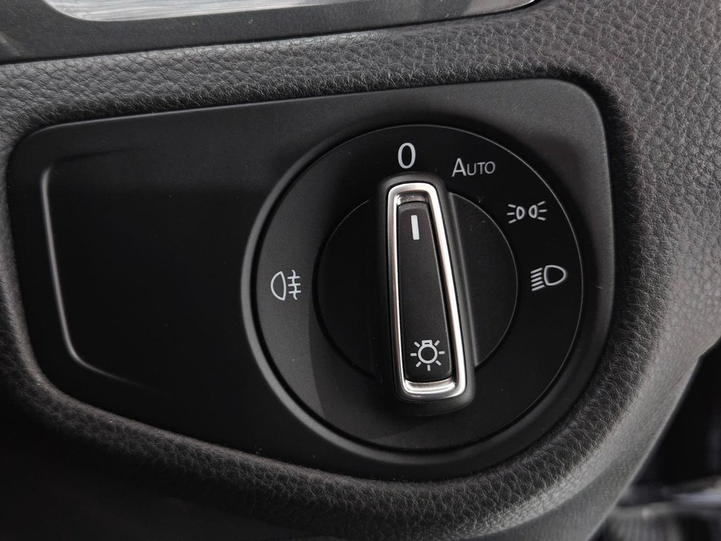 Used Volkswagen Golf 2017 for sale - 76698764: Photo 37