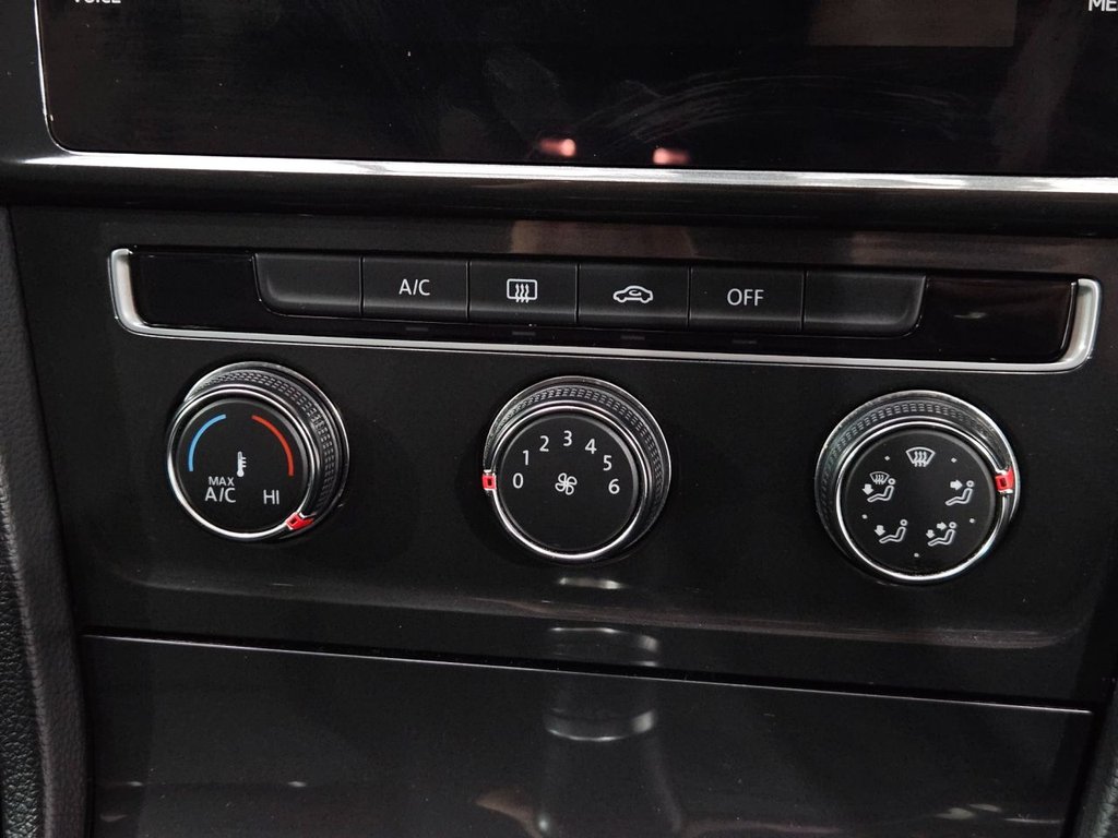 Used Volkswagen Golf 2017 for sale - 76698764: Photo 42