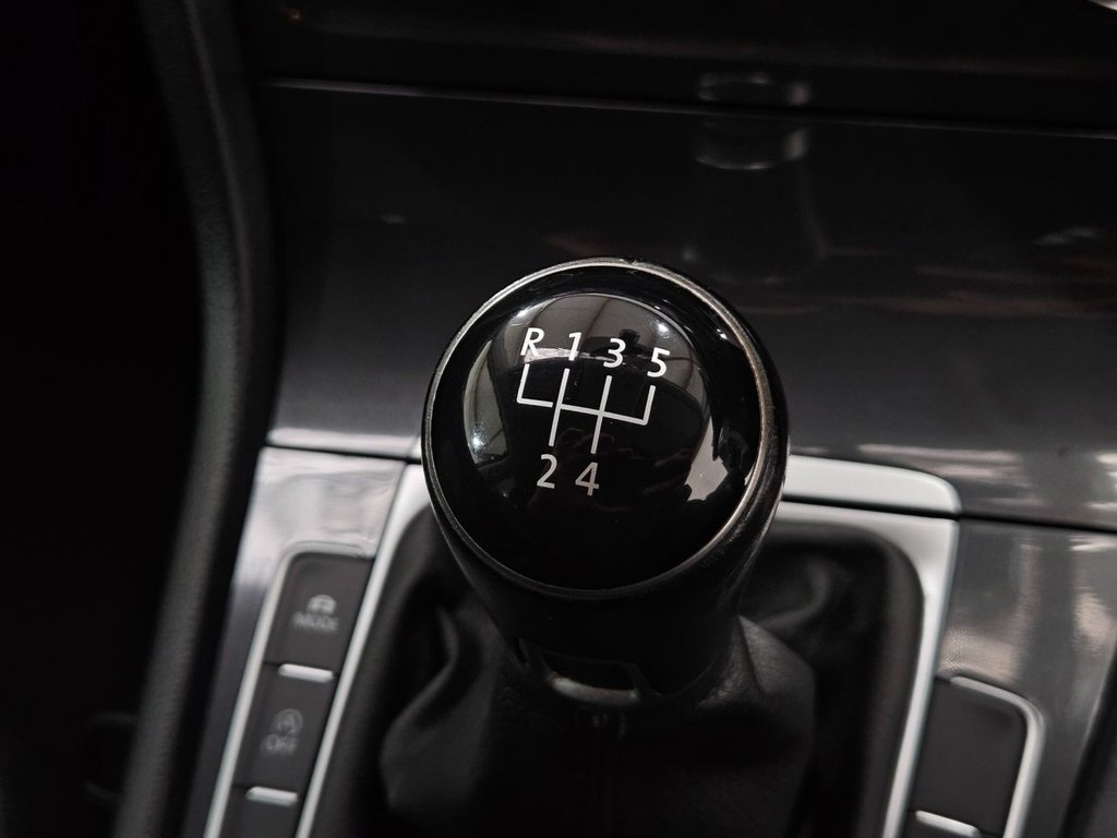 Used Volkswagen Golf 2017 for sale - 76698764: Photo 43