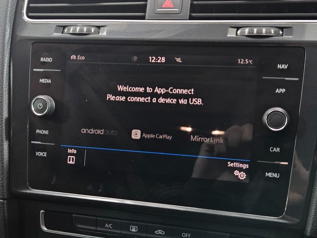 Used Volkswagen Golf 2017 for sale - 76698764: Photo 49