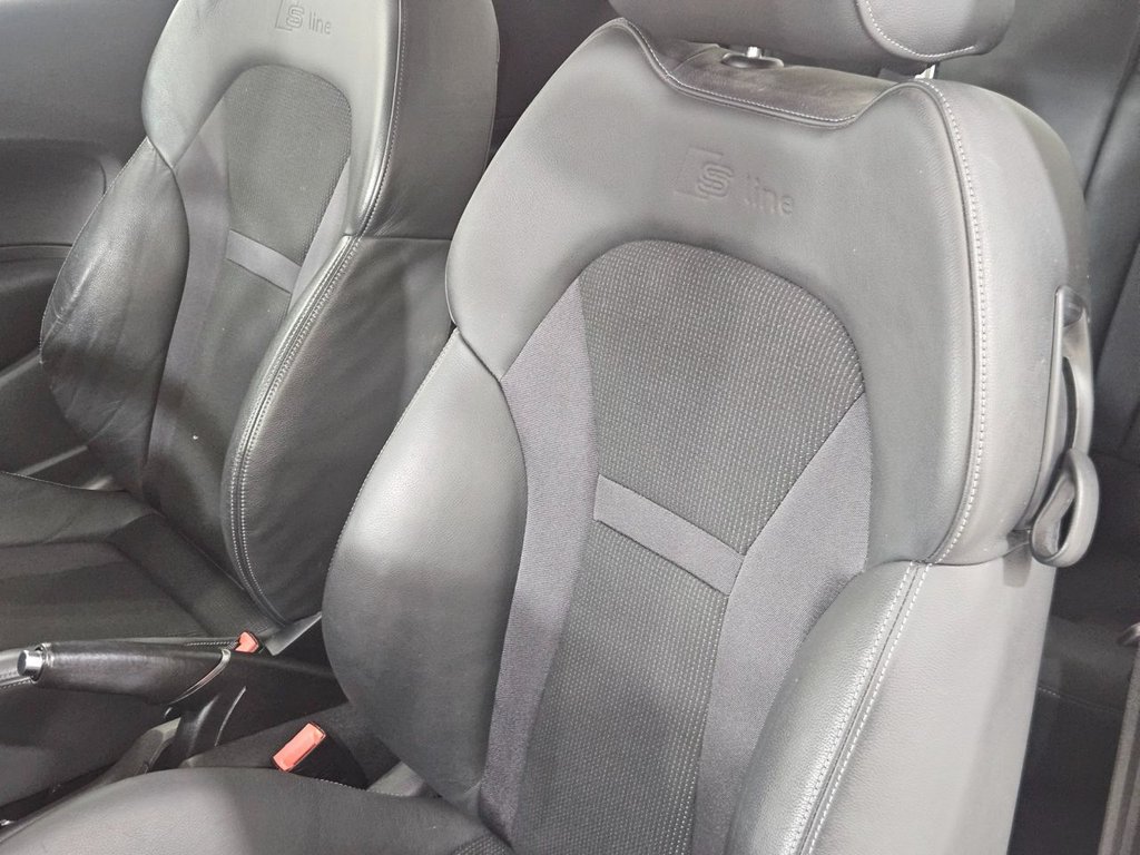 Used Audi A1 2011 for sale - 77275802: Photo 29