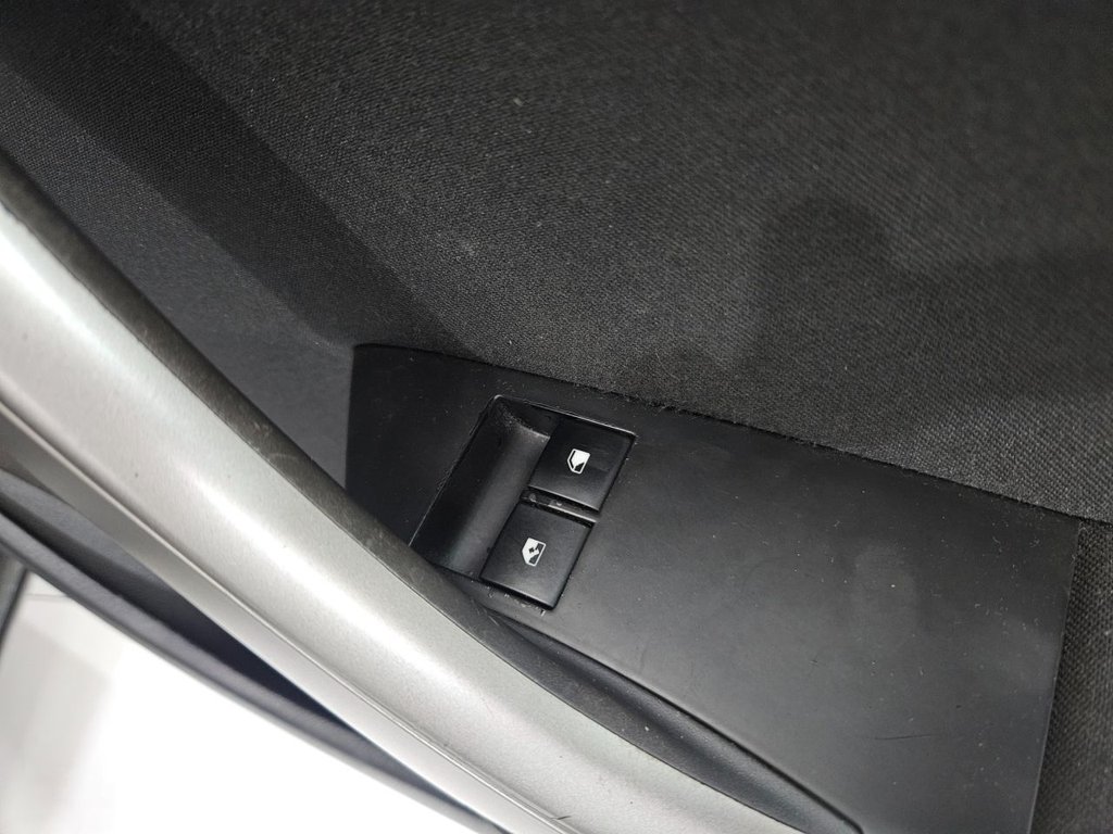 Used Vauxhall Astra 2011 for sale - 76173392: Photo 43