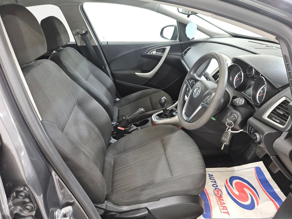 Used Vauxhall Astra 2011 for sale - 76173392: Photo 45