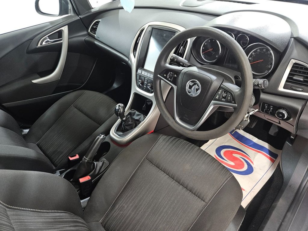 Used Vauxhall Astra 2011 for sale - 76173392: Photo 46