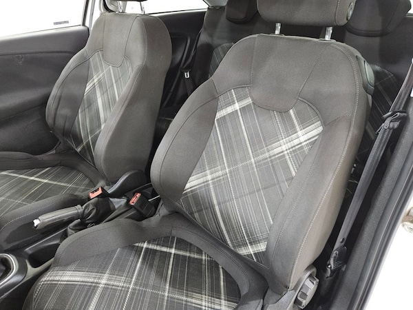 Used Vauxhall Corsa 2015 for sale - 76185266: Photo 27
