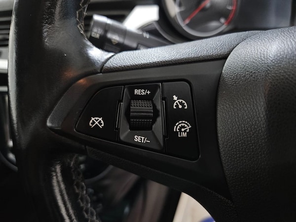 Used Vauxhall Corsa 2015 for sale - 76185266: Photo 41