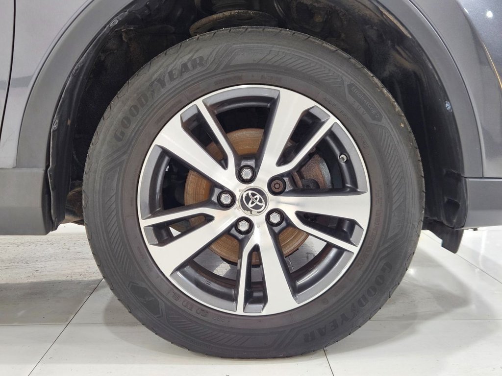 Used Toyota RAV4 2016 for sale - 77936765: Photo 17