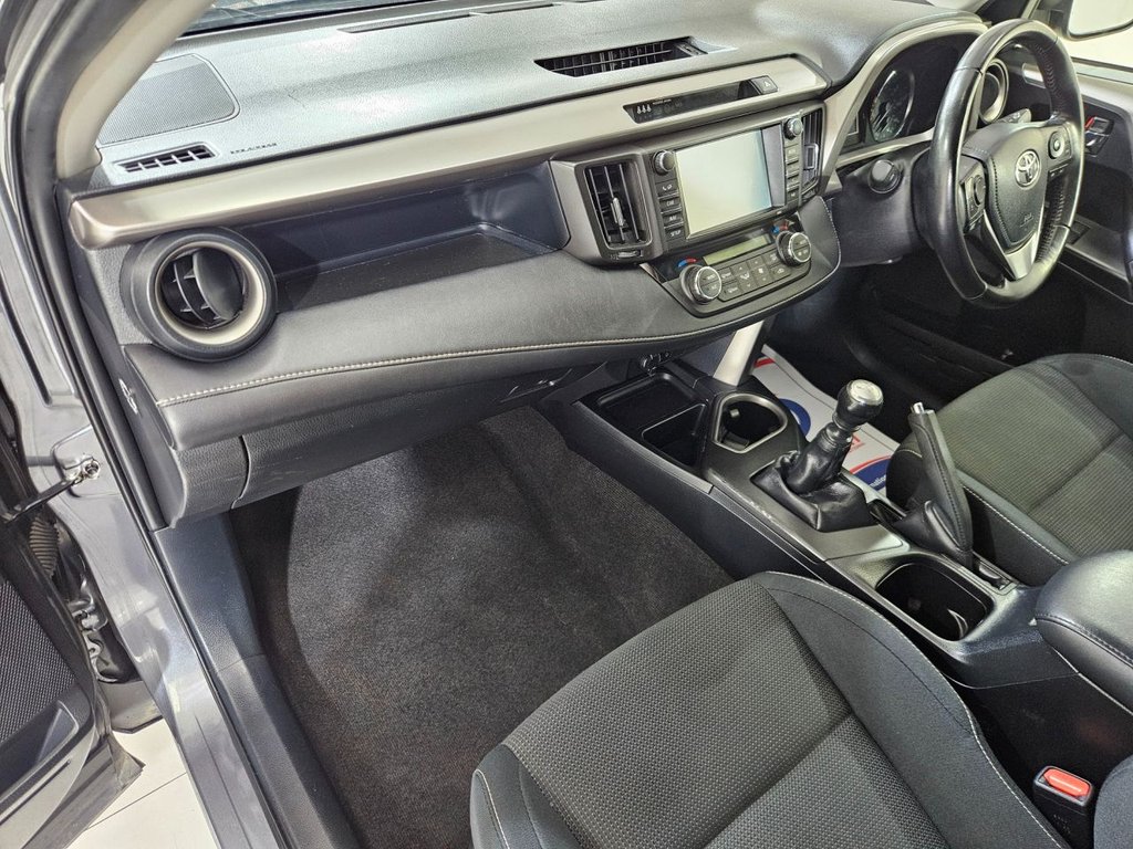 Used Toyota RAV4 2016 for sale - 77936765: Photo 26